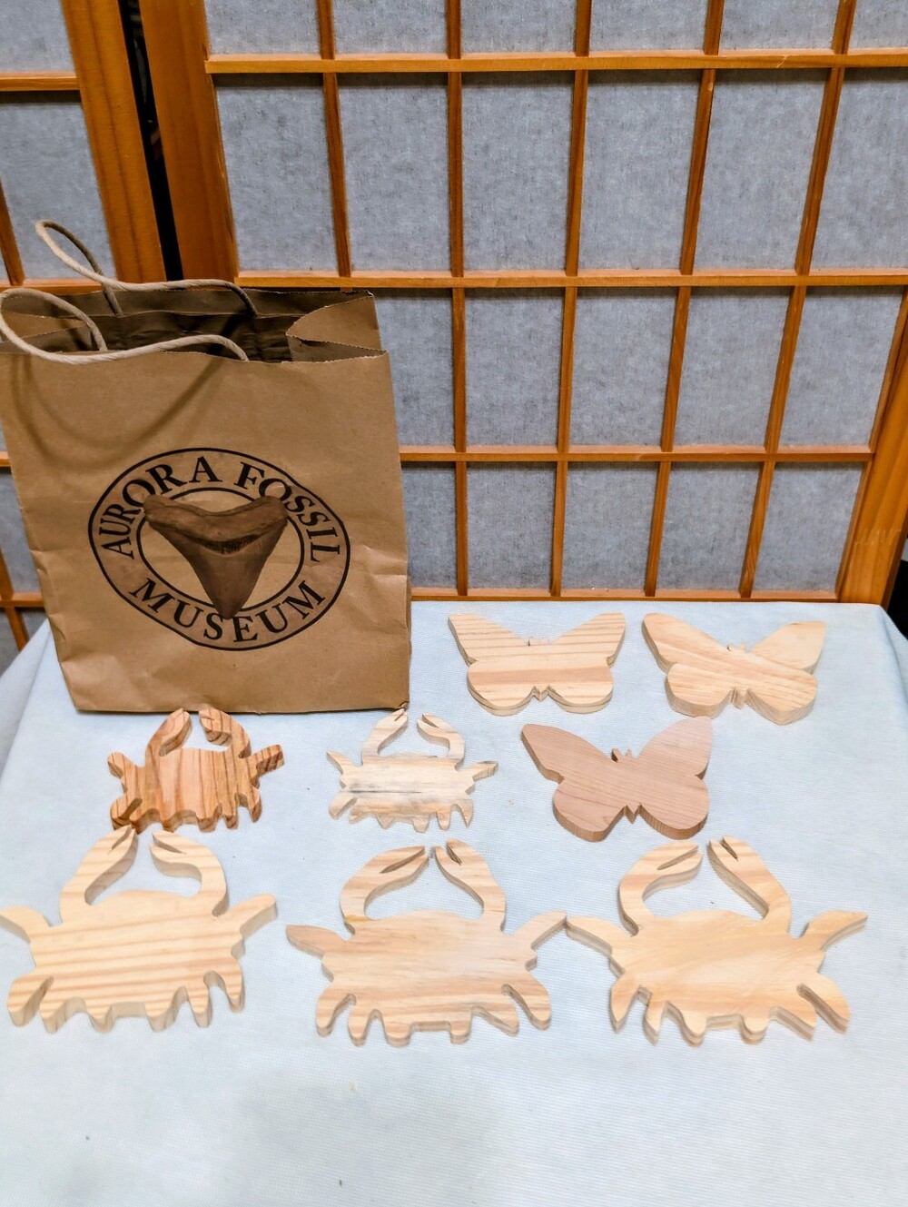 8 pcs Coastal Wood Cutouts - Crabs & Butterflies DIY Craft Blanks Fun Activity